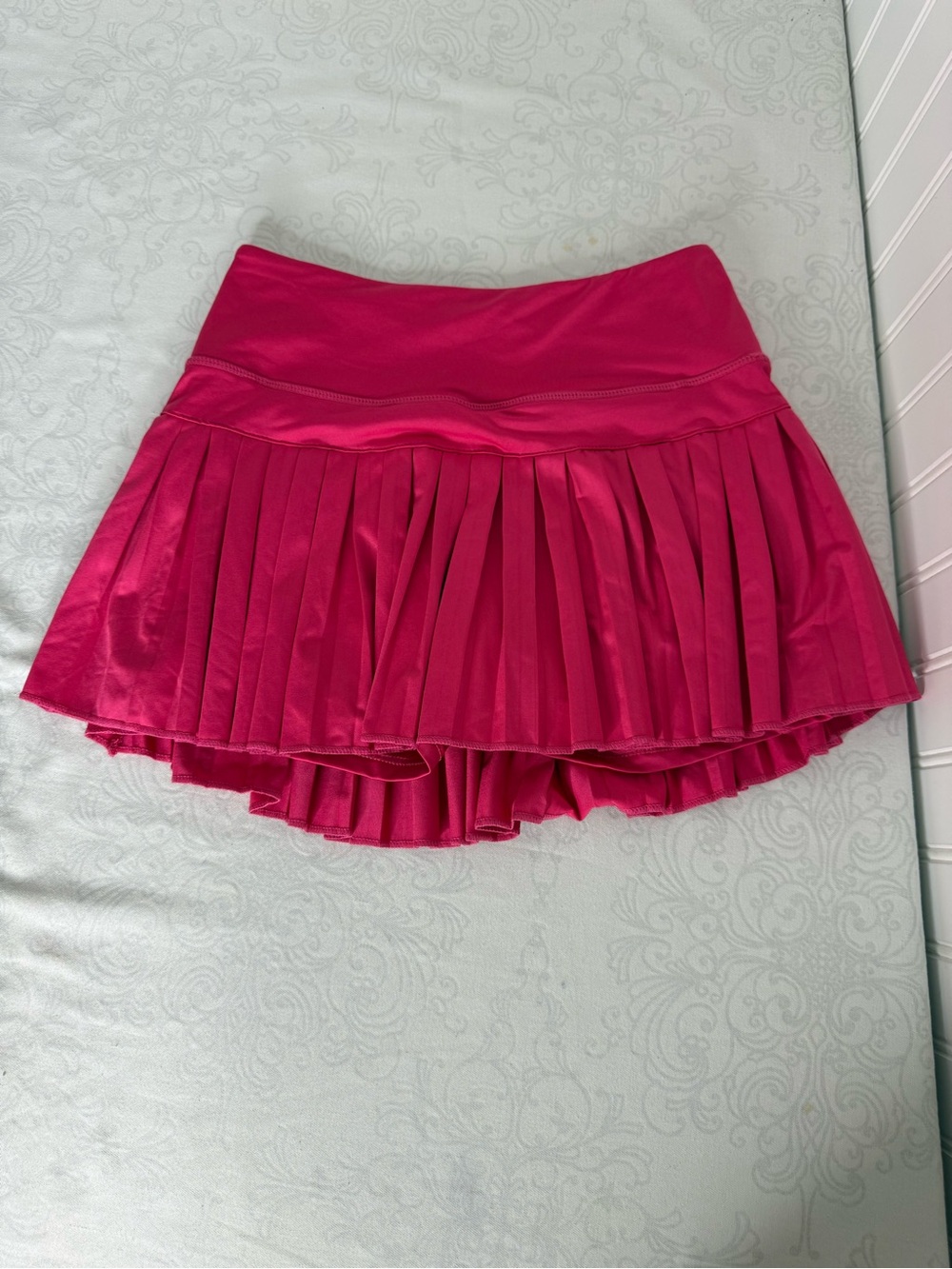 Gold Hinge Women's Pleated Tennis Skirt with Shorts Size Small